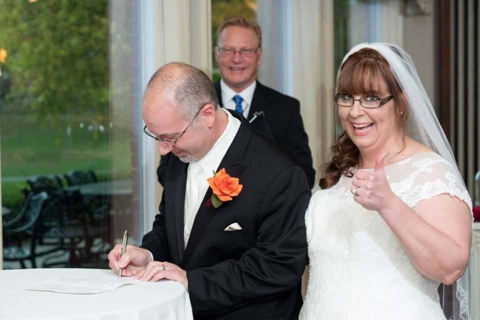 Signing of the wedding contract