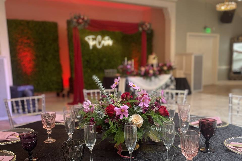 PInk and black Table setting