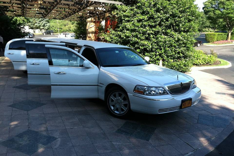 Lancelot Limousine Services