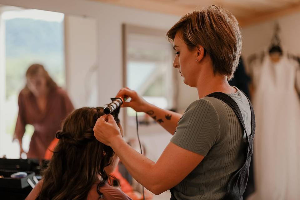 Hair curling