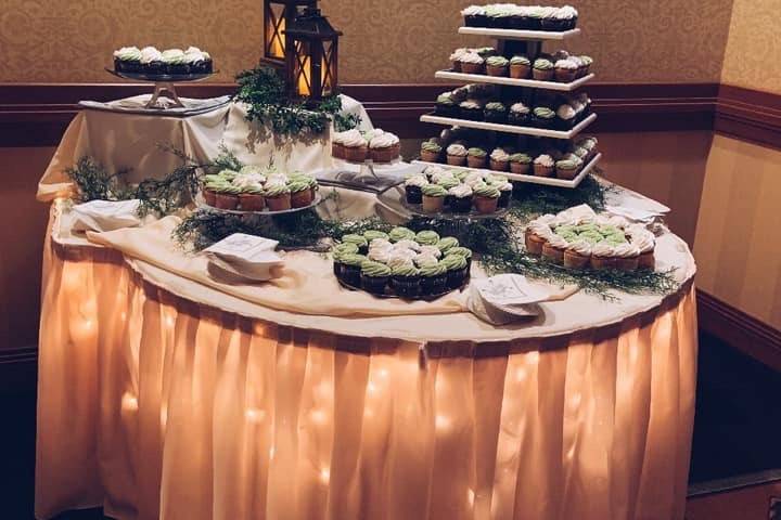 Cupcake Table