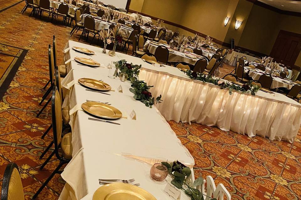 Large U-Shape Head Table