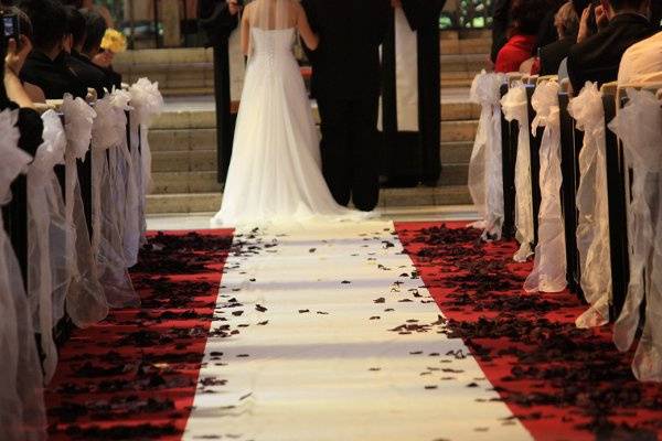 Indoor wedding ceremony