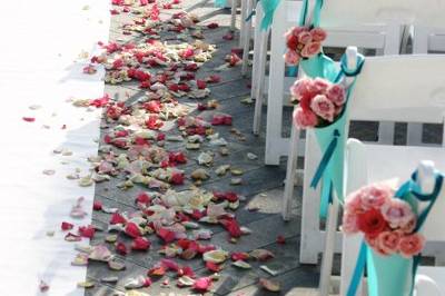 Wedding aisle decoration