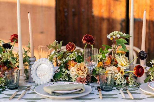Modern Ivory Weddings