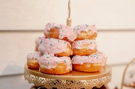 Donuts instead of cake! | Weddings, Wedding Reception | Wedding Forums |  WeddingWire