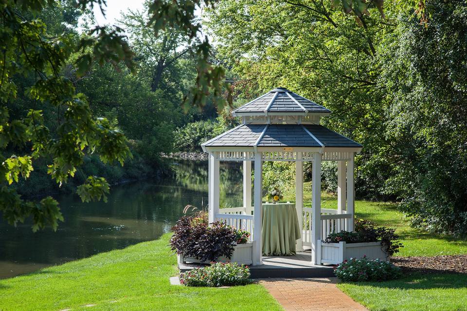 Our Gazebo is perfect for photo ops or smaller outdoor ceremonies.