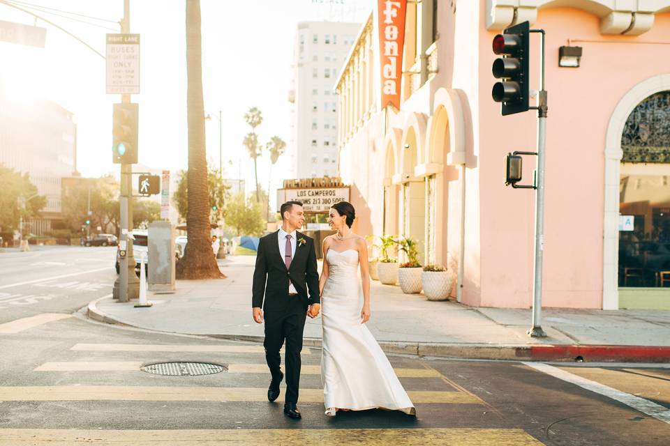 Newlyweds in the city