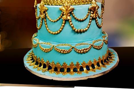 Gold and bue Baroque Cake