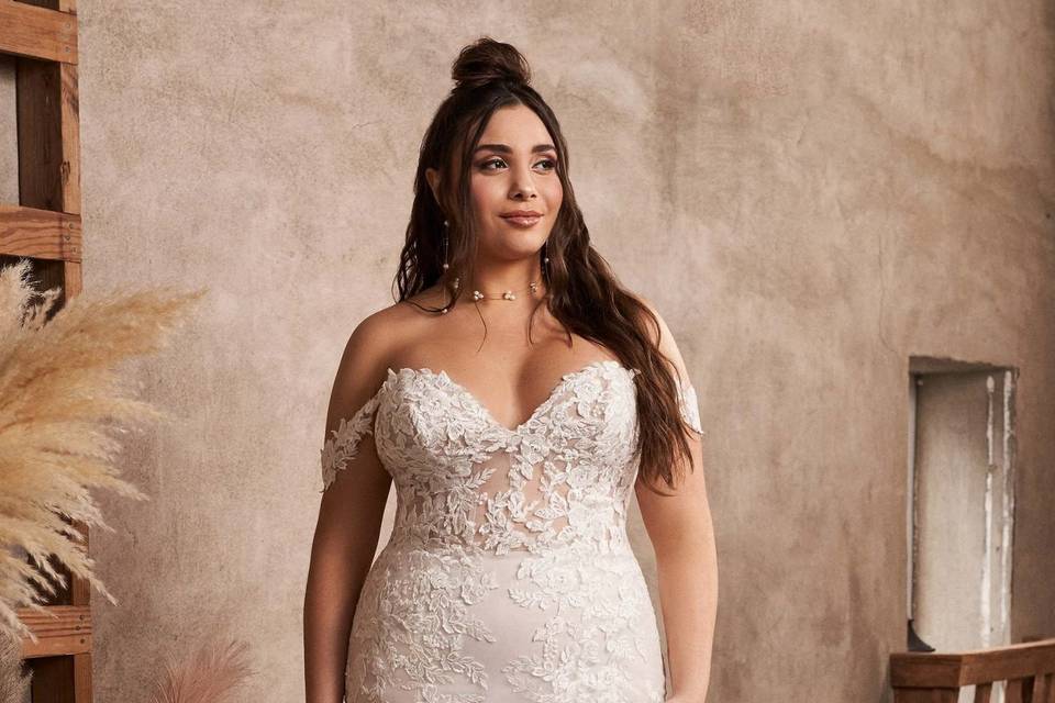 Curvy bride