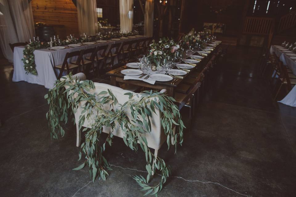 Barn chic reception