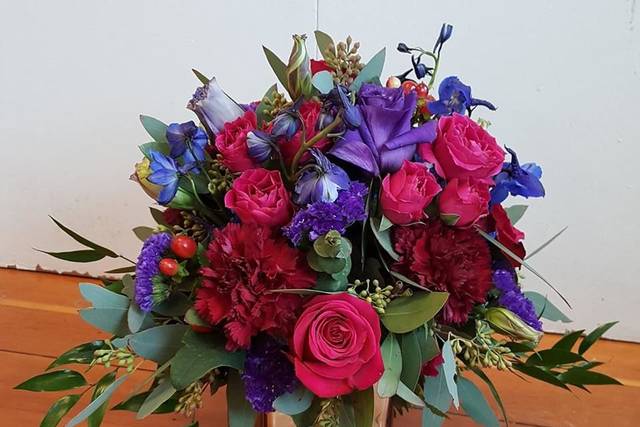 Wine & Roses Inc.