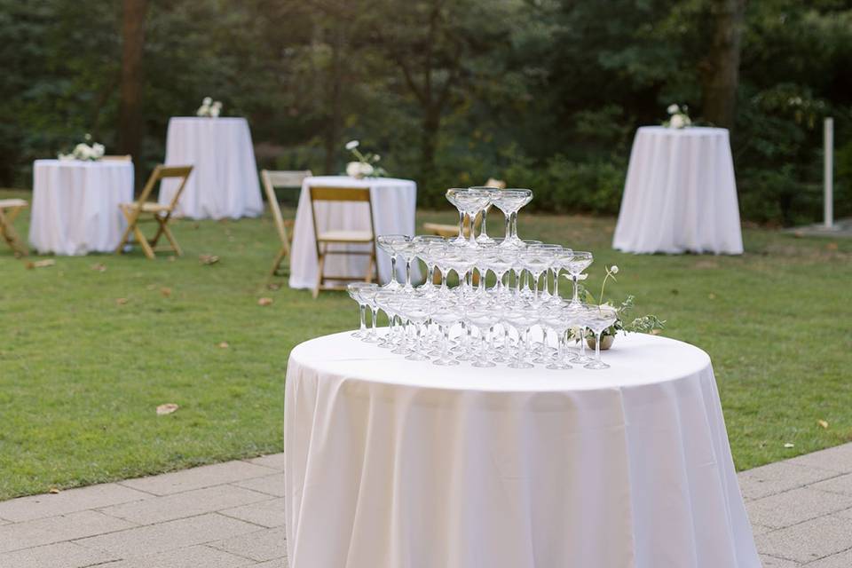Cocktail Hour - South Lawn