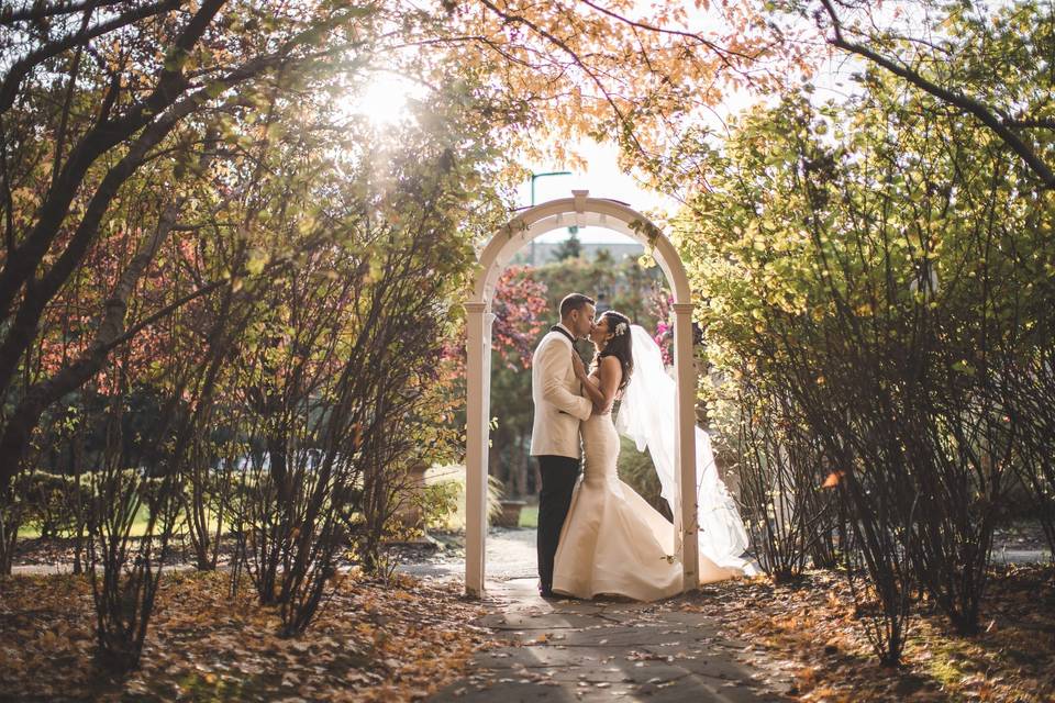 Bridal Garden with Swing