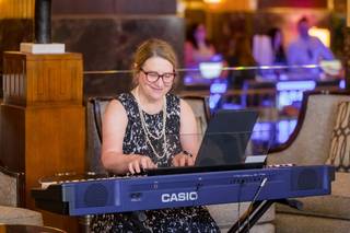 Chicago Elegant Piano