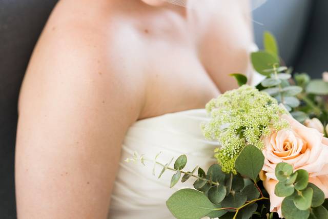 Amelia | Simple blusher veil that creates a gorgeous halo, complimenting the brides features