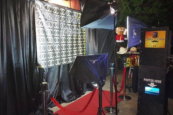 Quik Snap Photo Booth