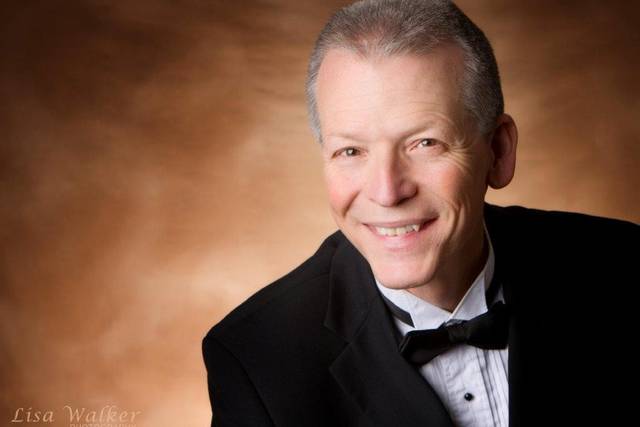 Dance Machine DJ Service