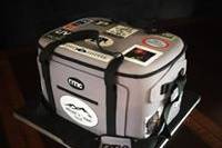 Luggage designed cake