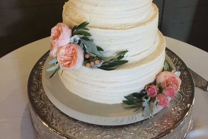 Wedding floral cake