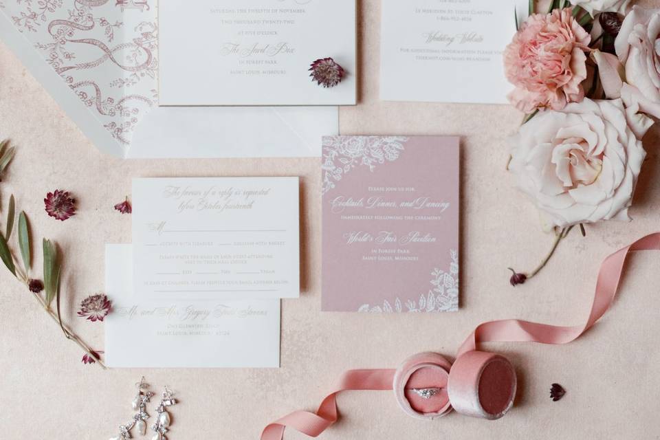 A beautiful elegant suite.