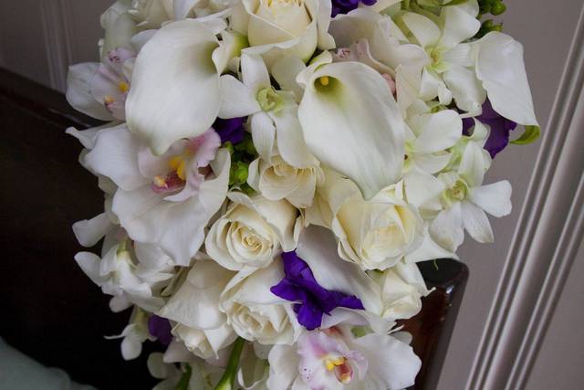 White flower arrangement