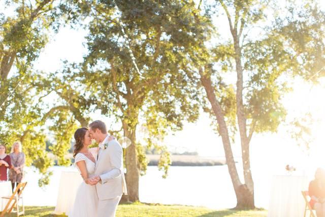Couple kissing