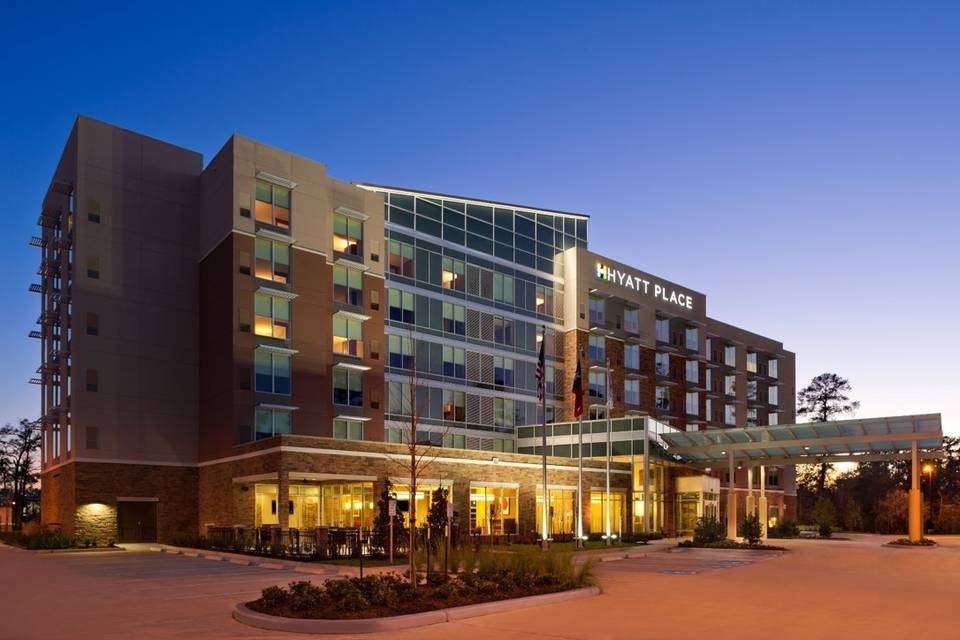 Exterior view Hyatt Place Houston/The Woodlands