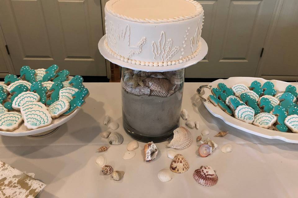 Port A Beach Cake Table