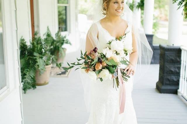 The McGarity House | Photo: Kathryn Elisabeth PhotographsFlorist: Wrennwood Design