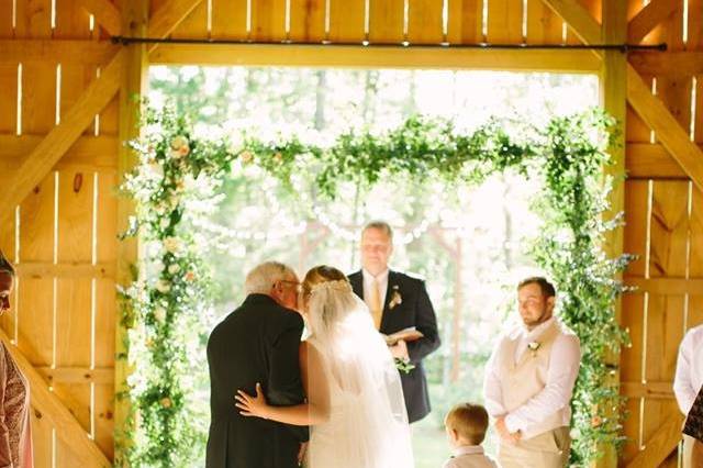 The McGarity House | Photo: Kathryn Elisabeth PhotographsFlorist: Wrennwood Design