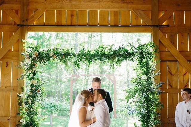 The McGarity House | Photo: Kathryn Elisabeth PhotographsFlorist: Wrennwood Design