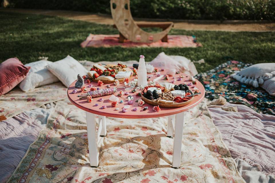 White Oak, Pink Picnic Table