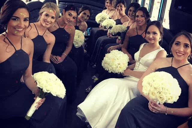 Black and white wedding theme