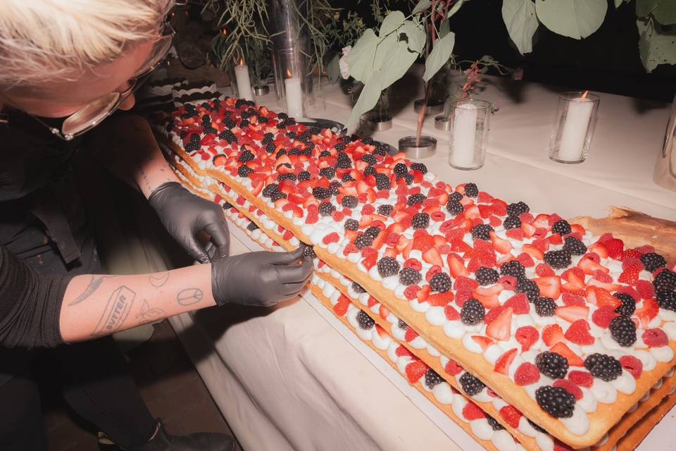 Let your cakes be bold!
