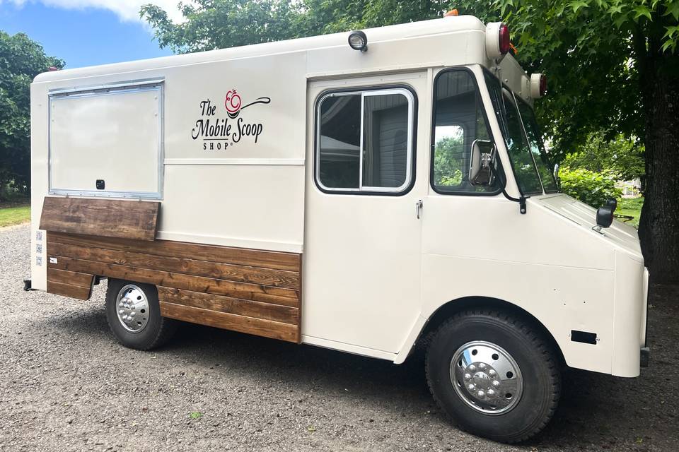The Mobile Scoop Shop