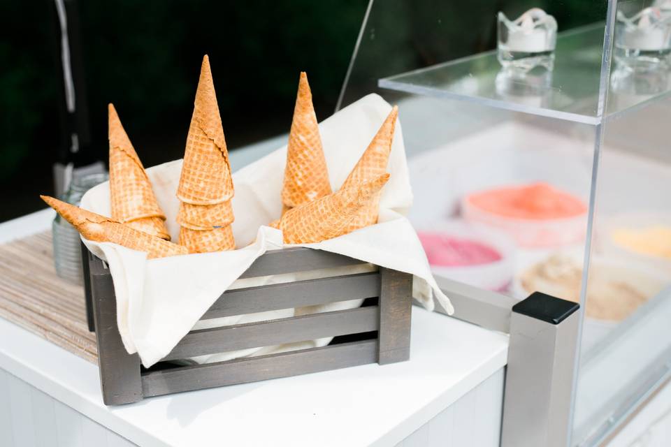 Bowls or sugar cones | Marina Goktas Photography