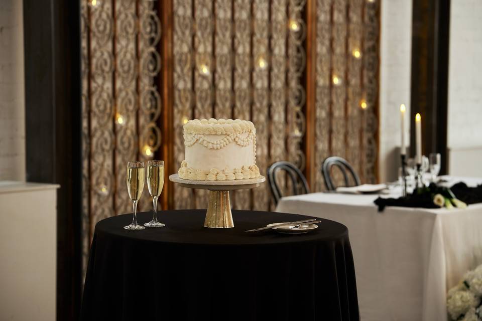 Cake table