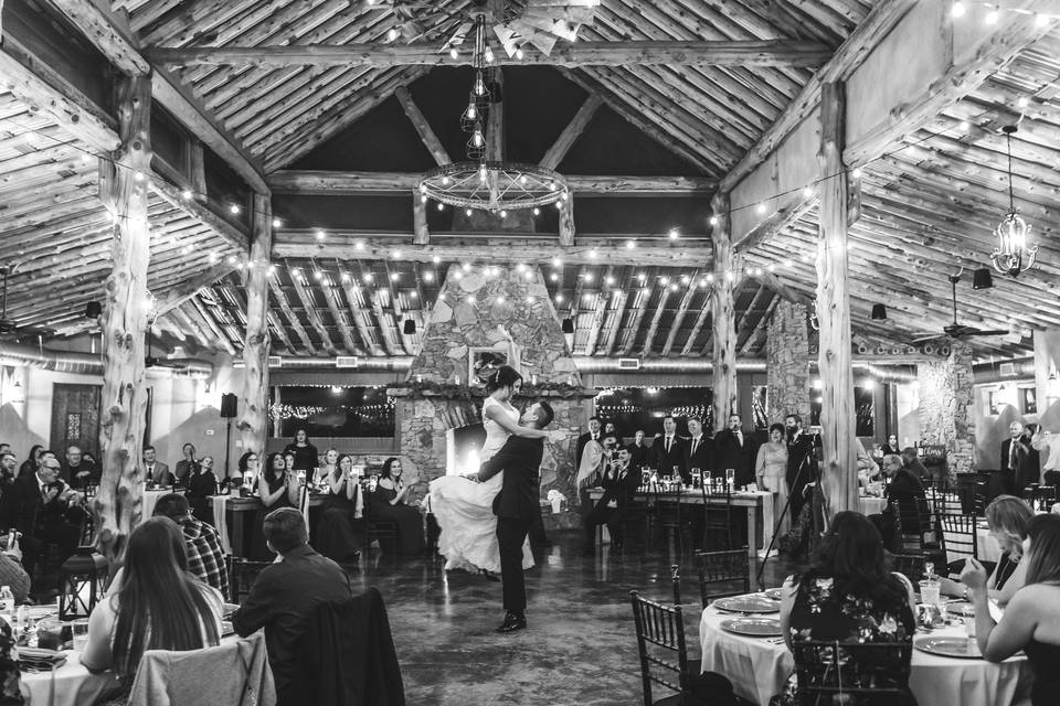 Venue Shines in Black & White