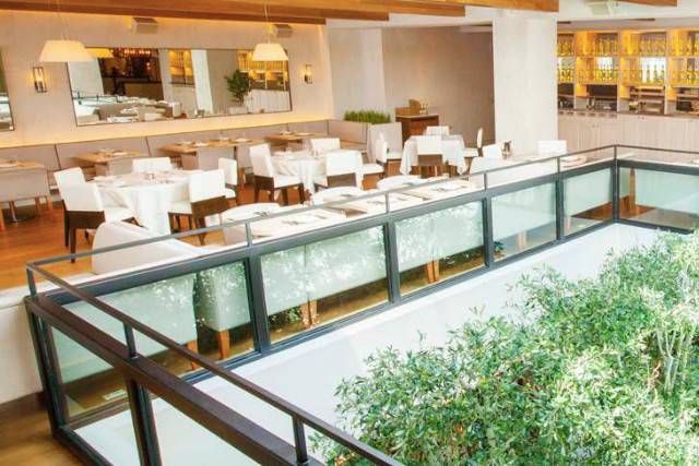 FIG & OLIVE - Chicago
