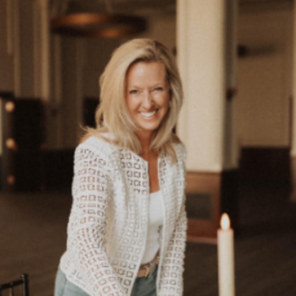 Shari Nesbit