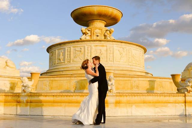 Tracy & Riva Modern Wedding Photography