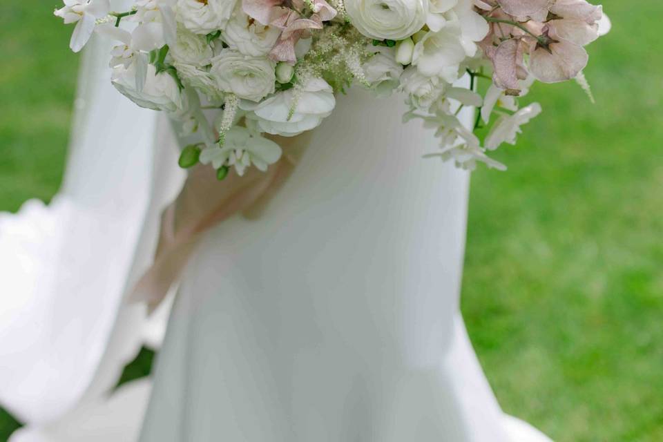 Soft Romantic Bouquet