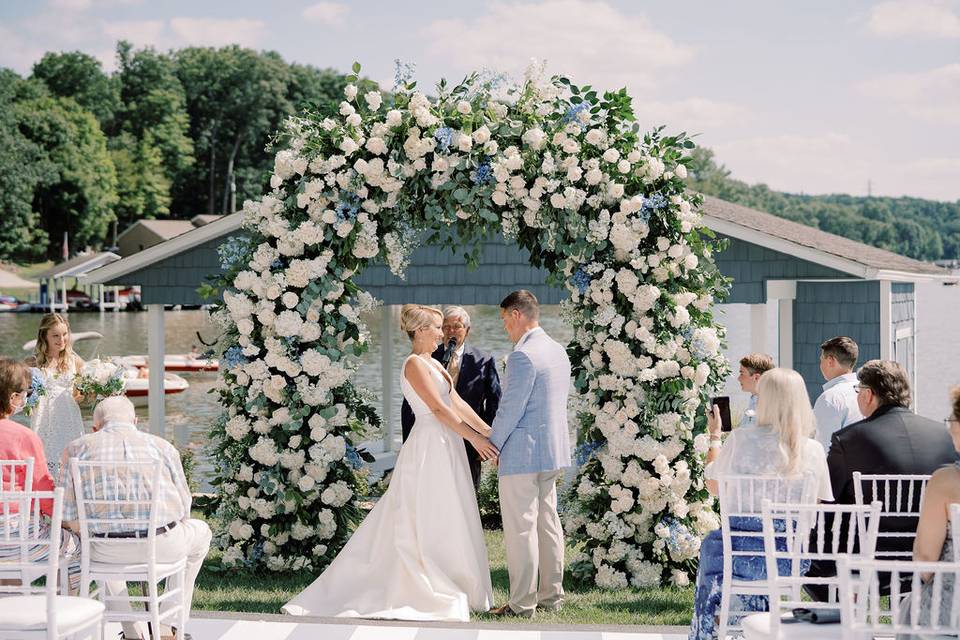 Romantic Lakeside Ceremony