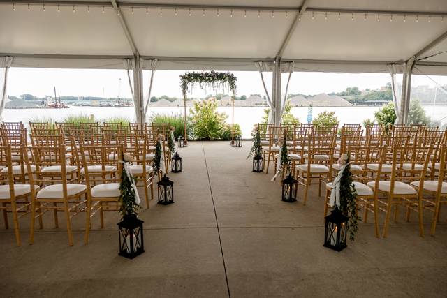 Inn at Harbor Shores