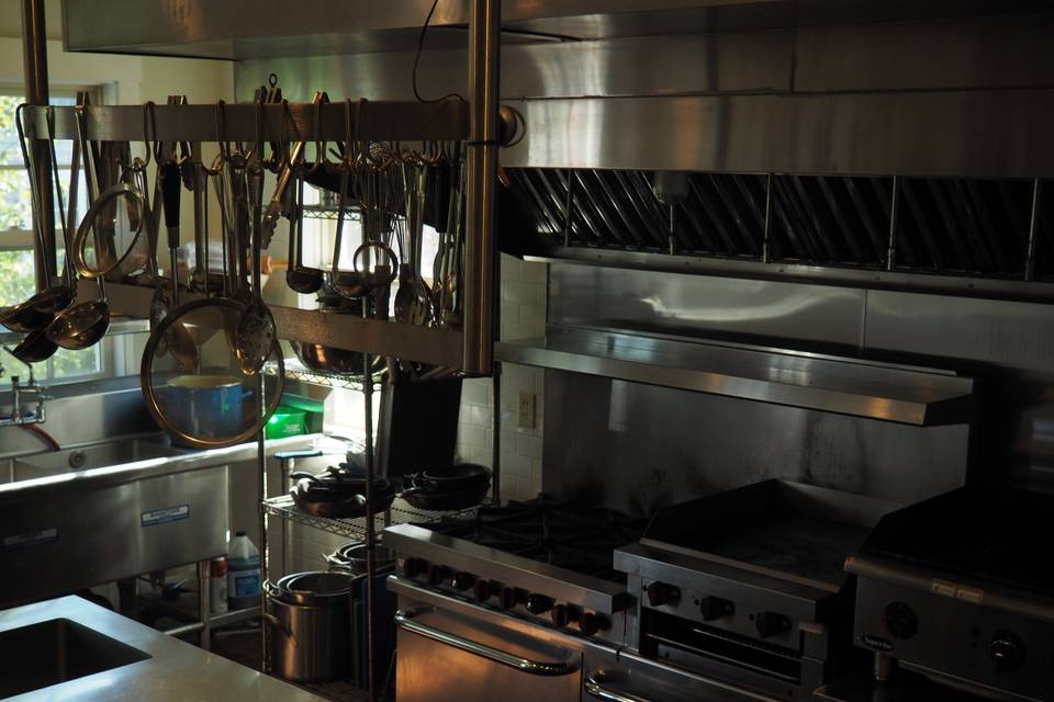 Fully equipped kitchen