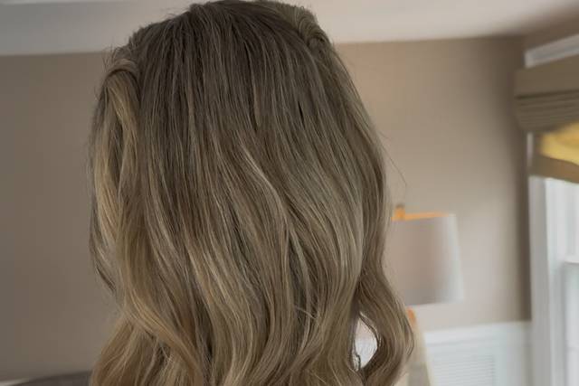 Under the veil hair co