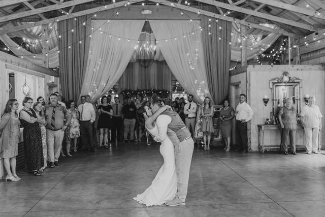 Gable Hill - Barn & Farm Weddings - Marcellus, MI - WeddingWire