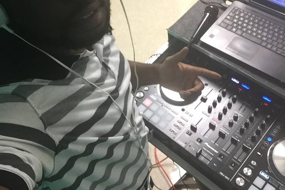 Dj Jamrock