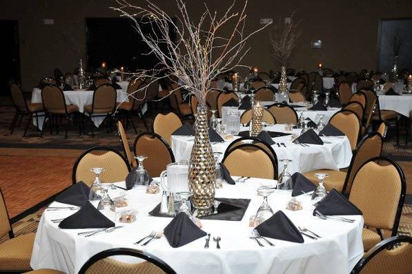 Table set-up with centerpiece